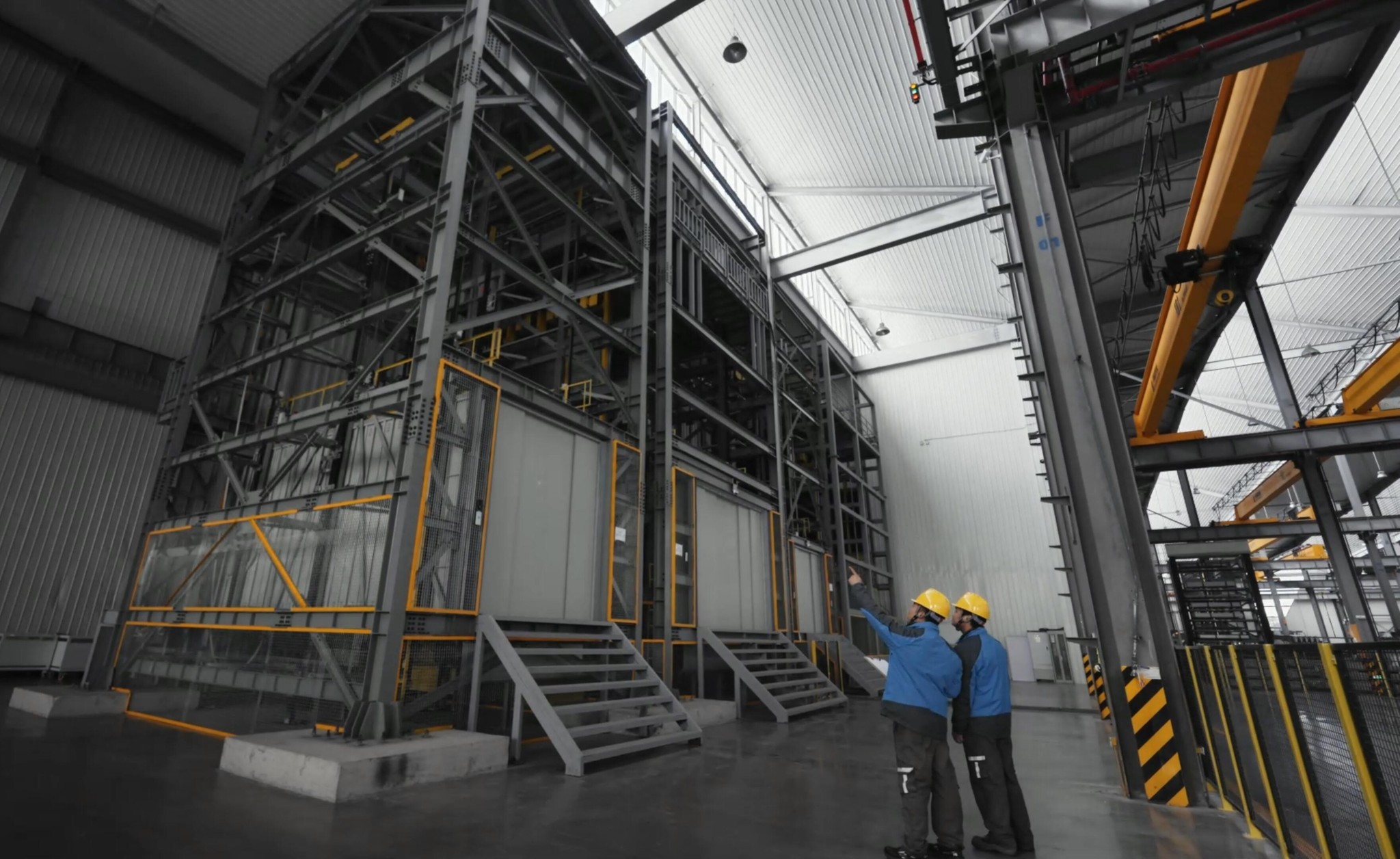 Freight elevator.png